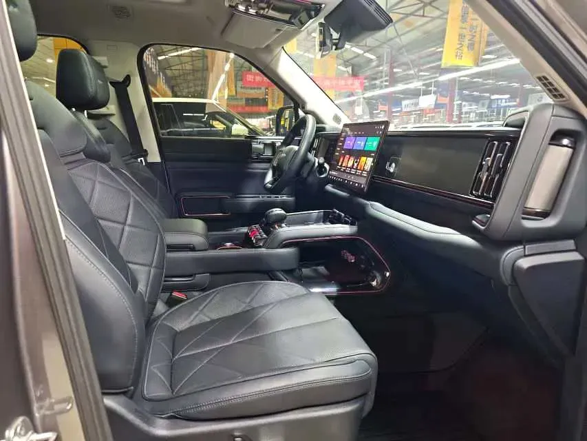 2023 FangChengBao Bao 5 1.5T 194HP L4 E-CVT PHEV 31.8KWH,autocango,china used car exporter,china ev exporter,chinese used car exporter,chinese used ev exporter