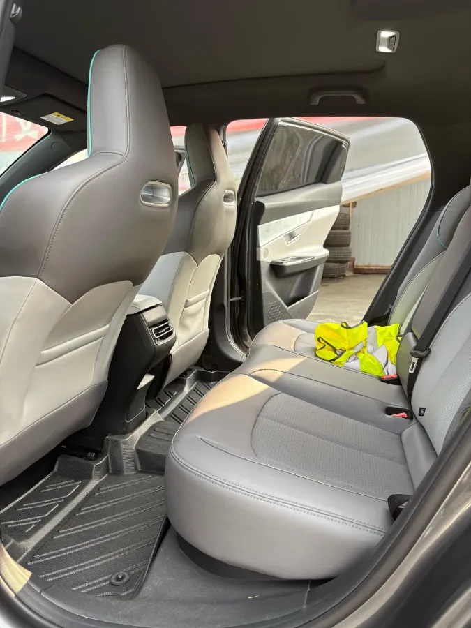 2023 ChangAn UNI-T 1.5T 188HP L4 7DCT,autocango,china used car exporter,china ev exporter,chinese used car exporter,chinese used ev exporter