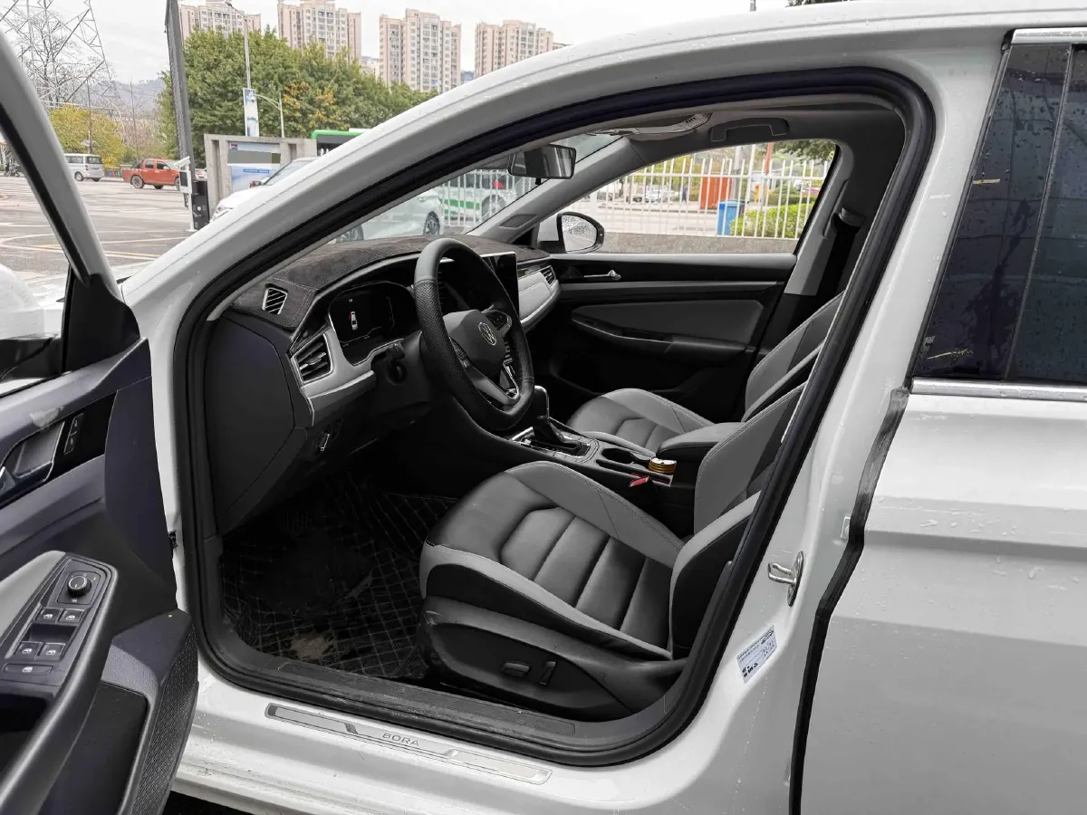 2023 Volkswagen Bora 1.5T 160HP L4 7DCT,autocango,china used car exporter,china ev exporter,chinese used car exporter,chinese used ev exporter