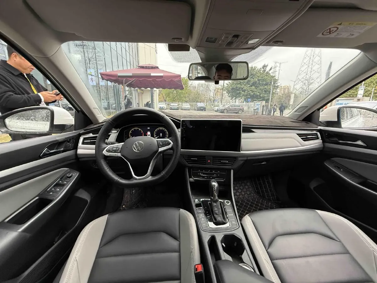 2023 Volkswagen Bora 1.5T 160HP L4 7DCT,autocango,china used car exporter,china ev exporter,chinese used car exporter,chinese used ev exporter