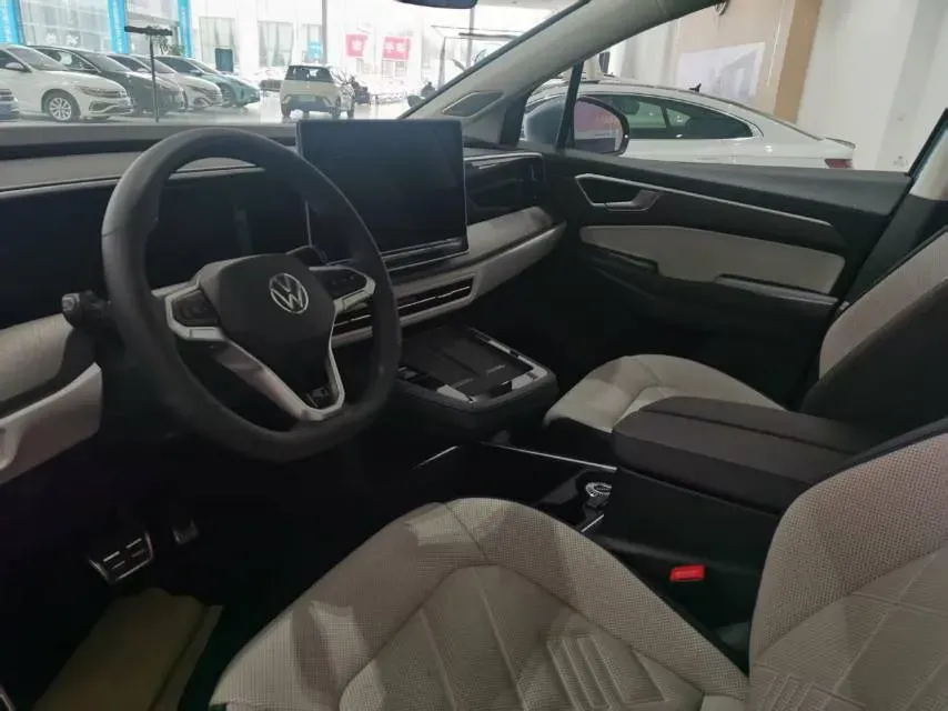 2025 Volkswagen Talagon 2.0T 220HP L4 7DCT,autocango,china used car exporter,china ev exporter,chinese used car exporter,chinese used ev exporter