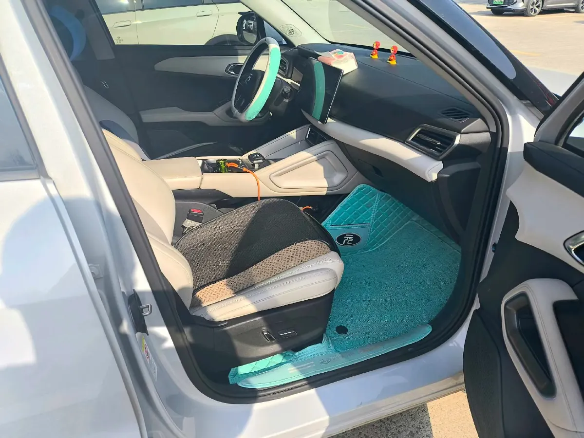 2024 BYD YuanUP BEV 45.12KWH,autocango,china used car exporter,china ev exporter,chinese used car exporter,chinese used ev exporter