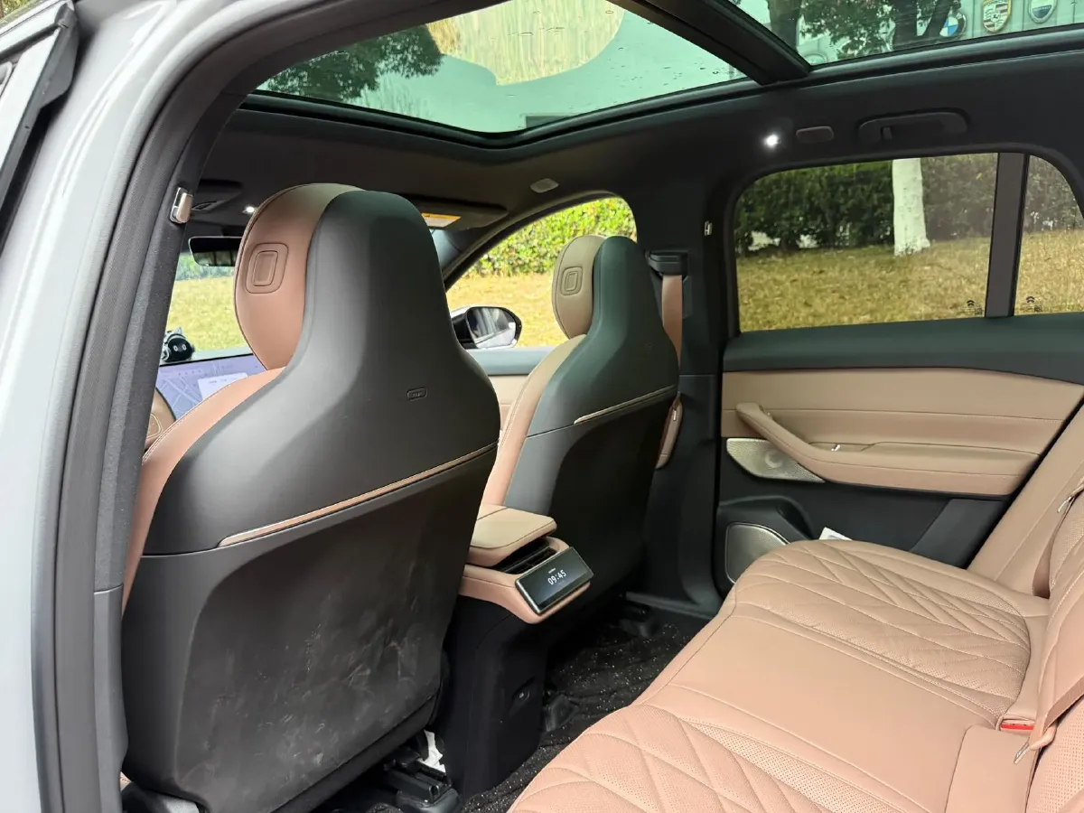 2024 NIO ES6 BEV 75KWH,autocango,china used car exporter,china ev exporter,chinese used car exporter,chinese used ev exporter