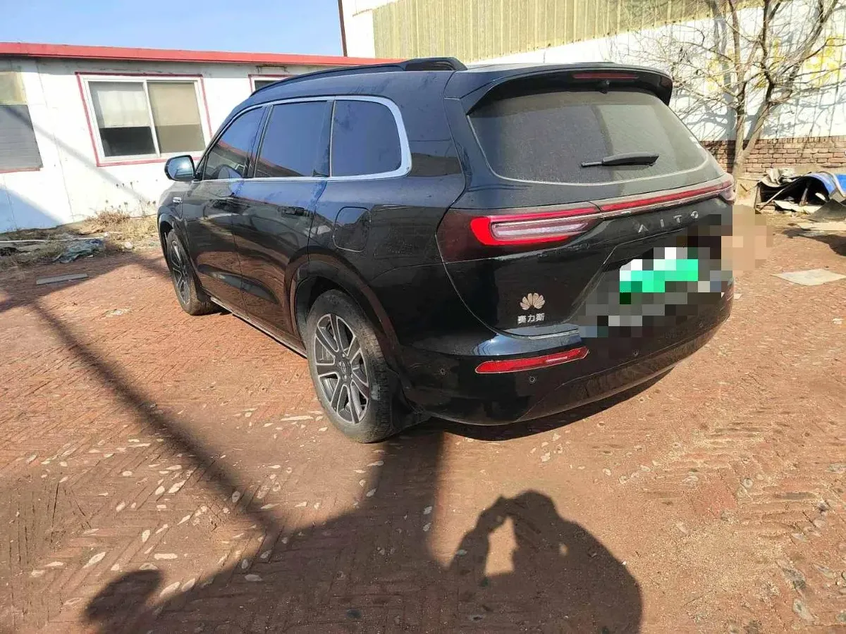 2024 AITO AITO M7 1.5T 152HP L4 REEV 42KWH,autocango,china used car exporter,china ev exporter,chinese used car exporter,chinese used ev exporter