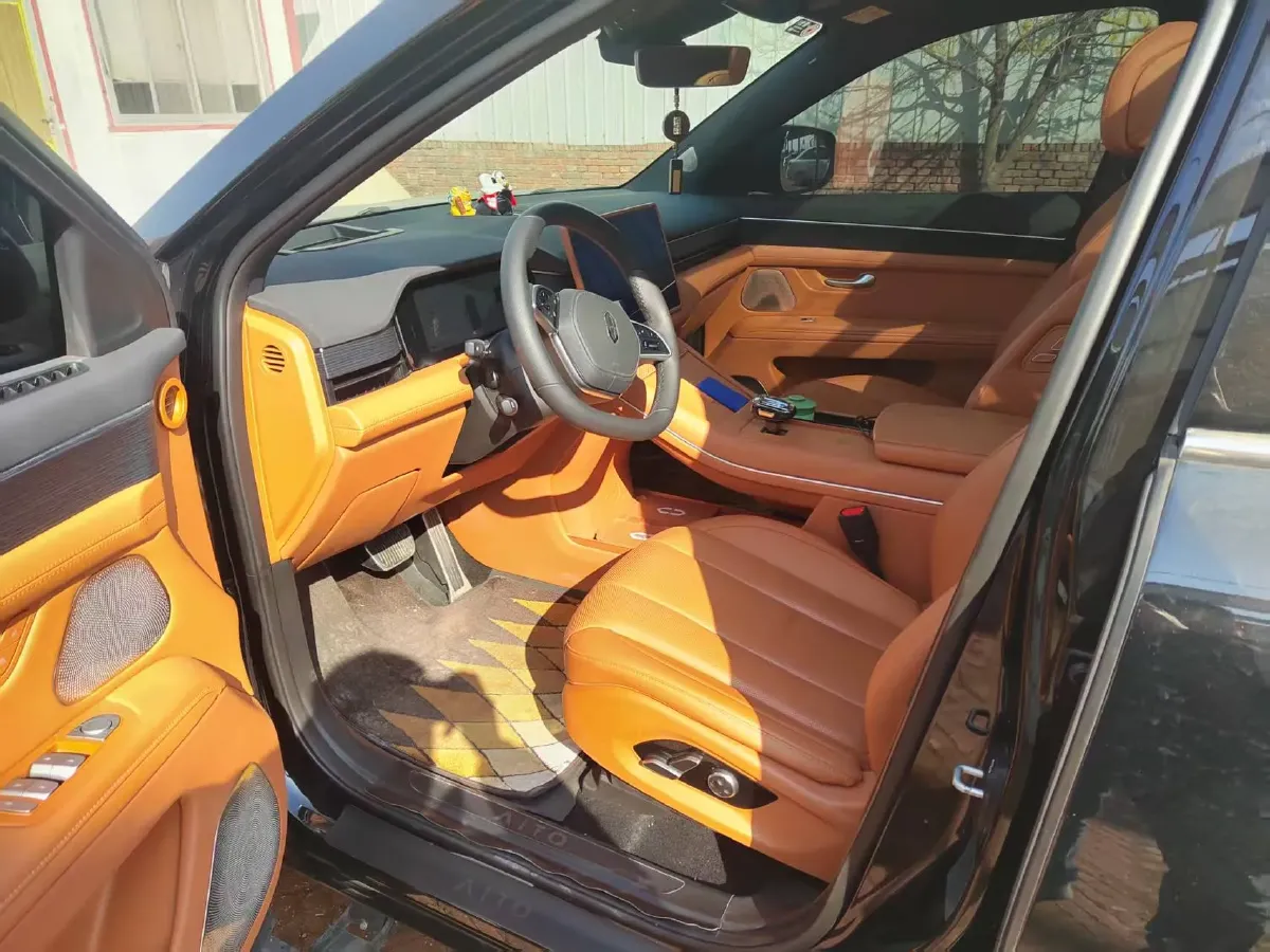 2024 AITO AITO M7 1.5T 152HP L4 REEV 42KWH,autocango,china used car exporter,china ev exporter,chinese used car exporter,chinese used ev exporter