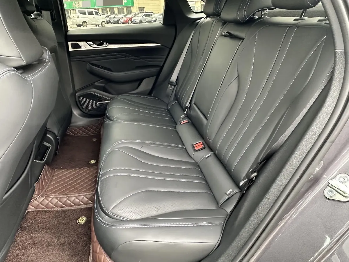 2025 Geely Preface 1.5T 181HP L4 7DCT,autocango,china used car exporter,china ev exporter,chinese used car exporter,chinese used ev exporter