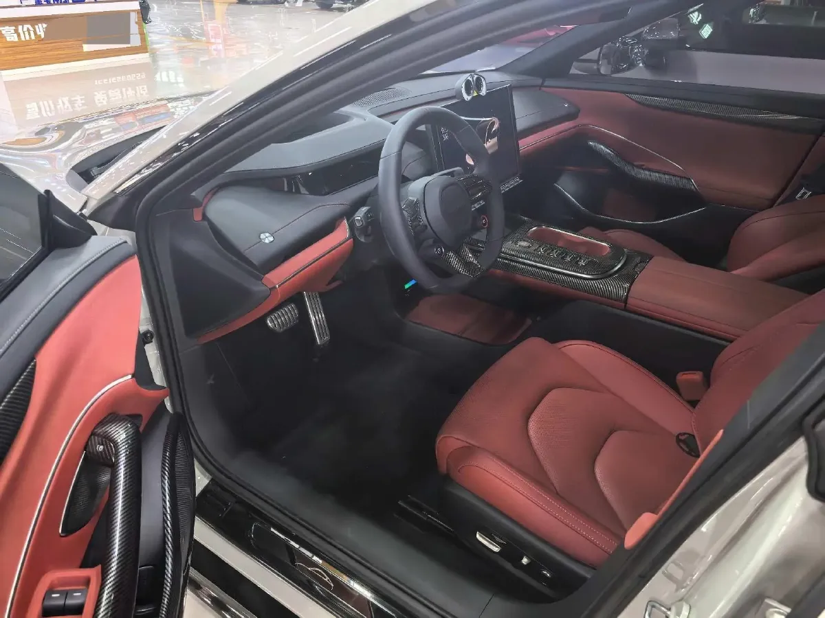 2024 MI SU7 BEV 101KWH,autocango,china used car exporter,china ev exporter,chinese used car exporter,chinese used ev exporter