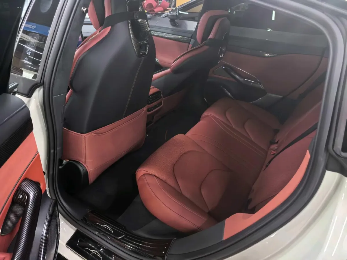 2024 MI SU7 BEV 101KWH,autocango,china used car exporter,china ev exporter,chinese used car exporter,chinese used ev exporter