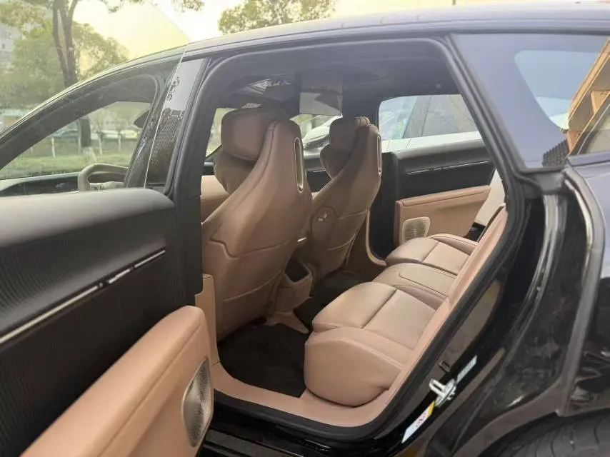 2026 Avatr 12 BEV,autocango,china used car exporter,china ev exporter,chinese used car exporter,chinese used ev exporter