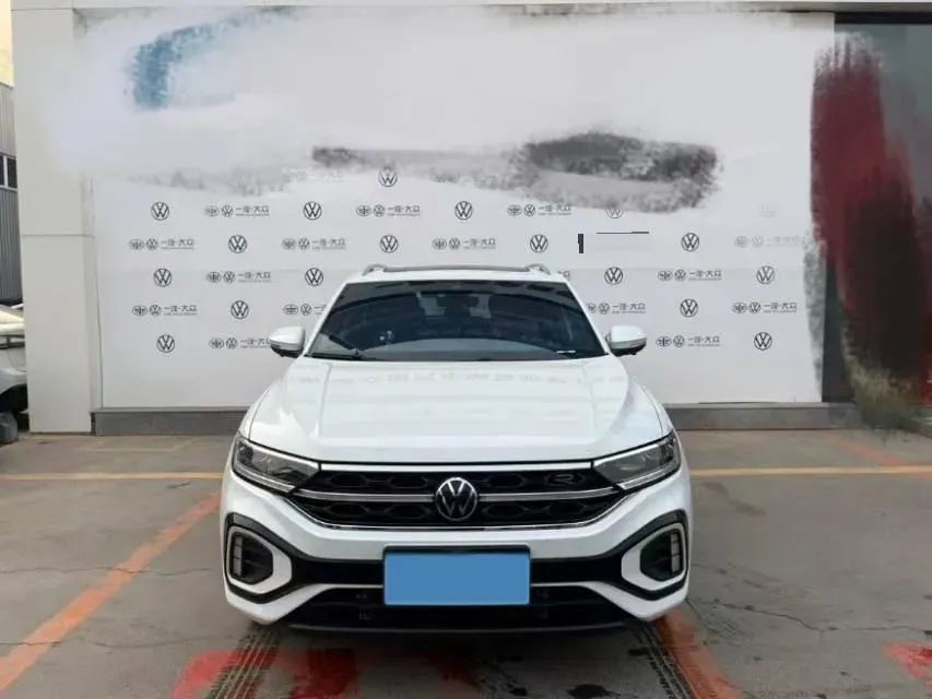 2023 Volkswagen T-Roc 1.5T 160HP L4 7DCT,autocango,china used car exporter,china ev exporter,chinese used car exporter,chinese used ev exporter