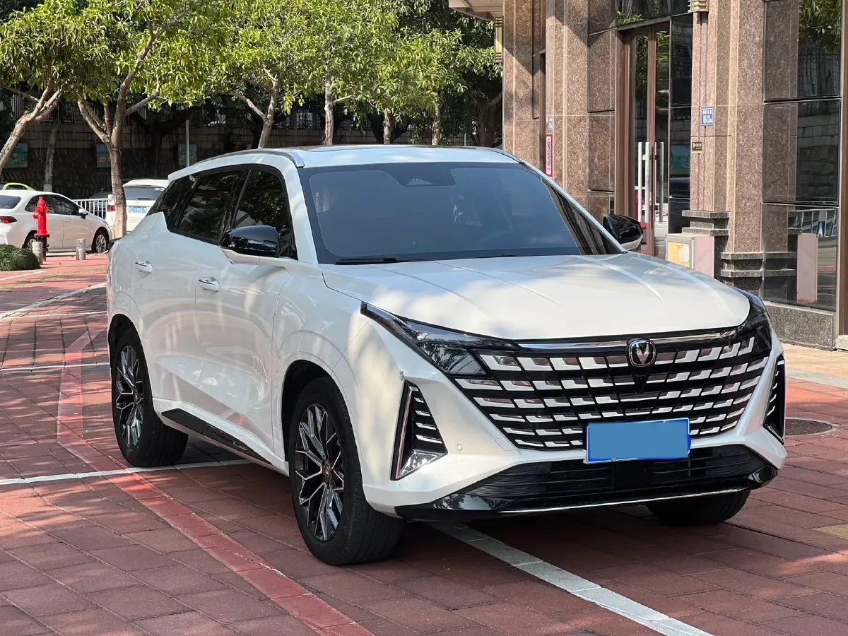 2025 ChangAn UNI-Z 1.5T 188HP L4 7DCT,autocango,china used car exporter,china ev exporter,chinese used car exporter,chinese used ev exporter