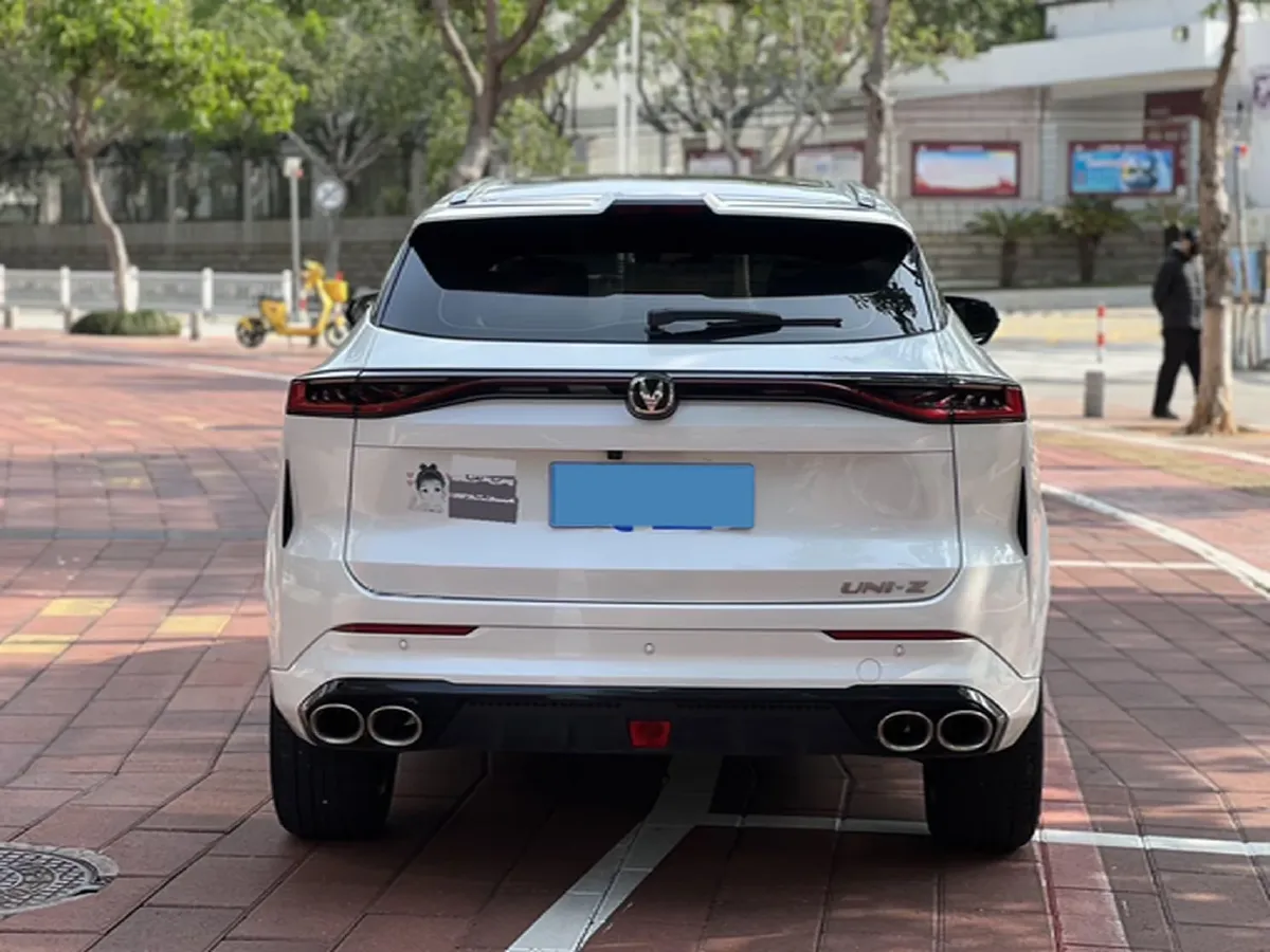 2025 ChangAn UNI-Z 1.5T 188HP L4 7DCT,autocango,china used car exporter,china ev exporter,chinese used car exporter,chinese used ev exporter