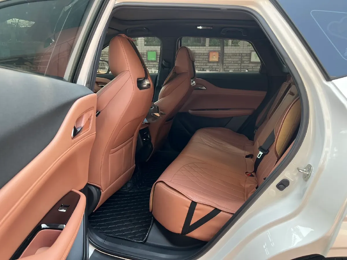 2025 ChangAn UNI-Z 1.5T 188HP L4 7DCT,autocango,china used car exporter,china ev exporter,chinese used car exporter,chinese used ev exporter