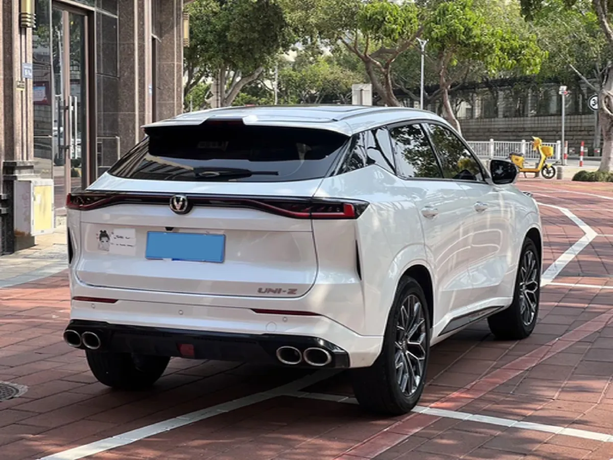 2025 ChangAn UNI-Z 1.5T 188HP L4 7DCT,autocango,china used car exporter,china ev exporter,chinese used car exporter,chinese used ev exporter