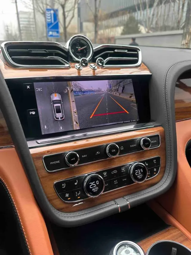 2024 Bentley Bentayga 4.0T 550HP V8 8AT,autocango,china used car exporter,china ev exporter,chinese used car exporter,chinese used ev exporter