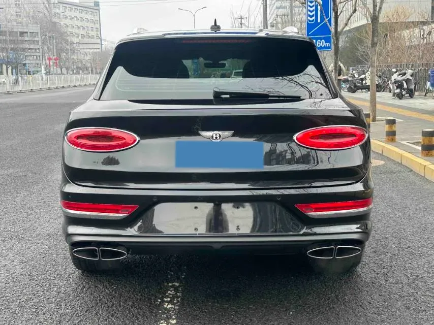 2024 Bentley Bentayga 4.0T 550HP V8 8AT,autocango,china used car exporter,china ev exporter,chinese used car exporter,chinese used ev exporter