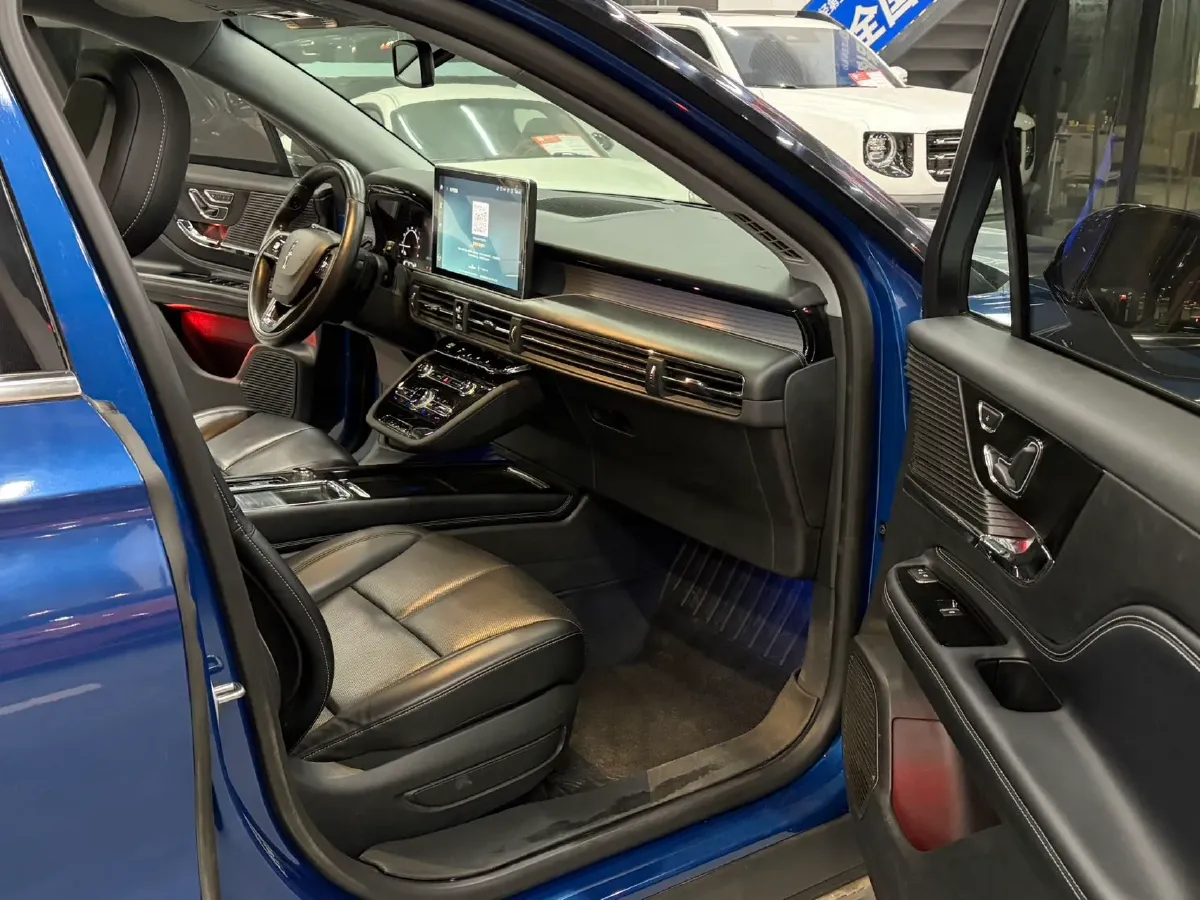 2021 Lincoln Corsair 2.0T 245HP L4 8AT,autocango,china used car exporter,china ev exporter,chinese used car exporter,chinese used ev exporter