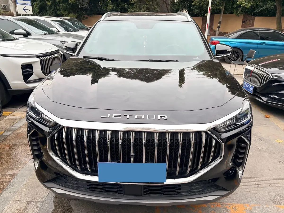 2023 Jetour X70 Plus 1.5T 156HP L4 6MT,autocango,china used car exporter,china ev exporter,chinese used car exporter,chinese used ev exporter