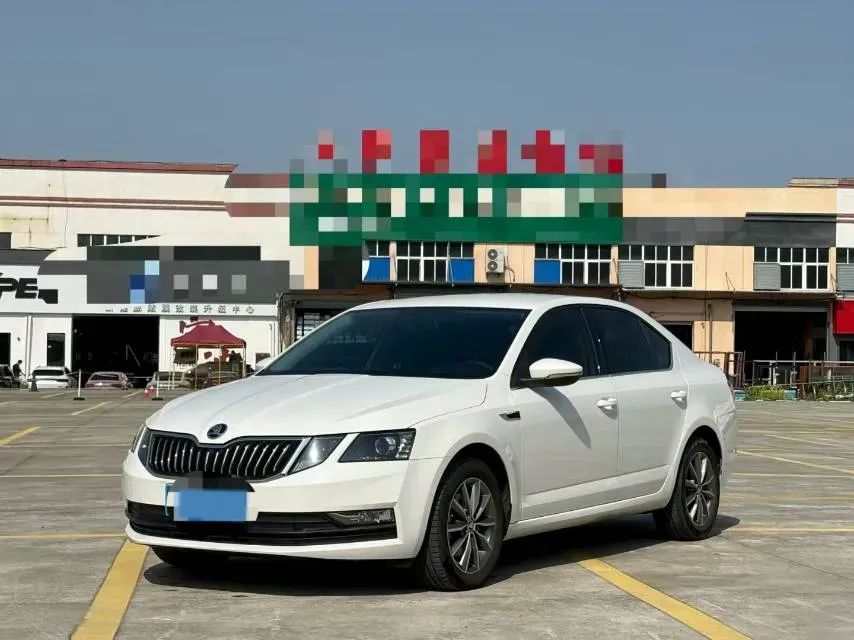 2019 Skoda Octavia 1.5L 116HP L4 6AT,autocango,china used car exporter,china ev exporter,chinese used car exporter,chinese used ev exporter