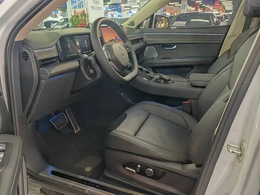 2022 AITO AITO M5 Range Extended 125HP REEV 40KWH,autocango,china used car exporter,china ev exporter,chinese used car exporter,chinese used ev exporter