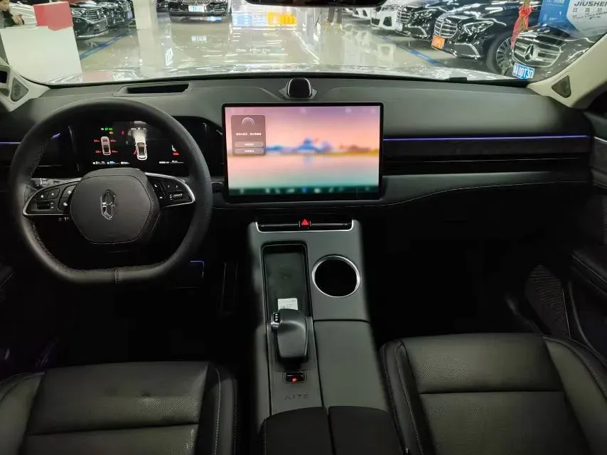 2022 AITO AITO M5 Range Extended 125HP REEV 40KWH,autocango,china used car exporter,china ev exporter,chinese used car exporter,chinese used ev exporter