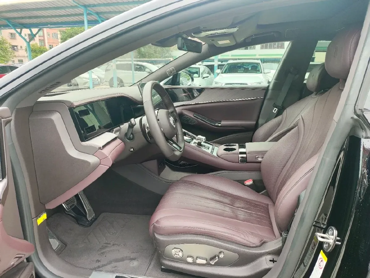 2024 Denza DenzaZ9GT 2.0T 207HP L4 E-CVT PHEV 38.5KWH,autocango,china used car exporter,china ev exporter,chinese used car exporter,chinese used ev exporter