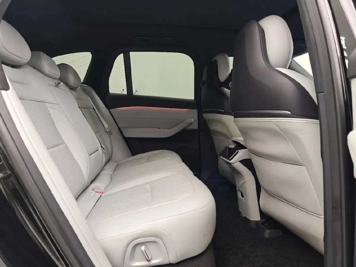 2024 NIO ES6 BEV 75KWH,autocango,china used car exporter,china ev exporter,chinese used car exporter,chinese used ev exporter