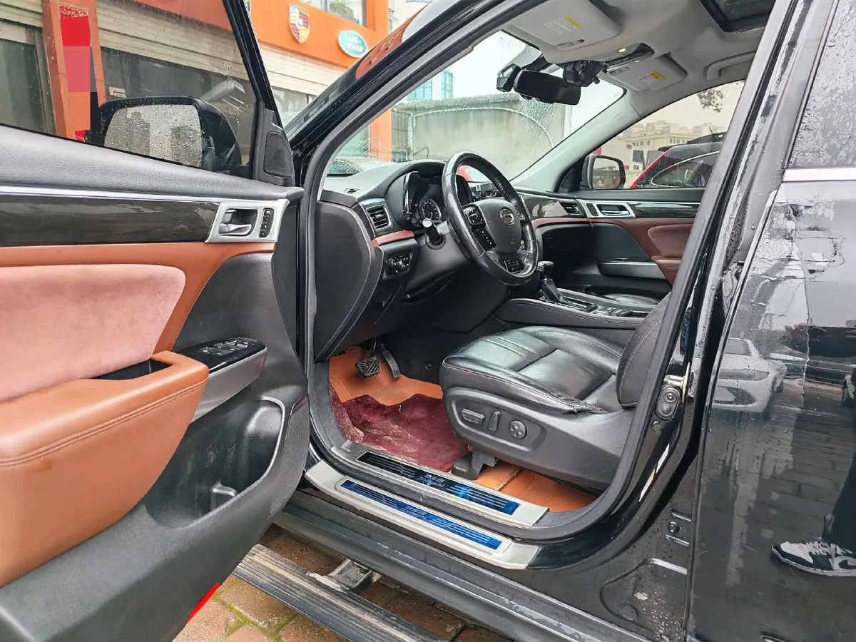 2017 GAC Trumpchi GS8 2.0T 201HP L4 6AT,autocango,china used car exporter,china ev exporter,chinese used car exporter,chinese used ev exporter