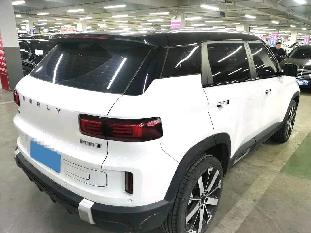 2023 Geely ICON 1.5T 181HP L4 7DCT,autocango,china used car exporter,china ev exporter,chinese used car exporter,chinese used ev exporter