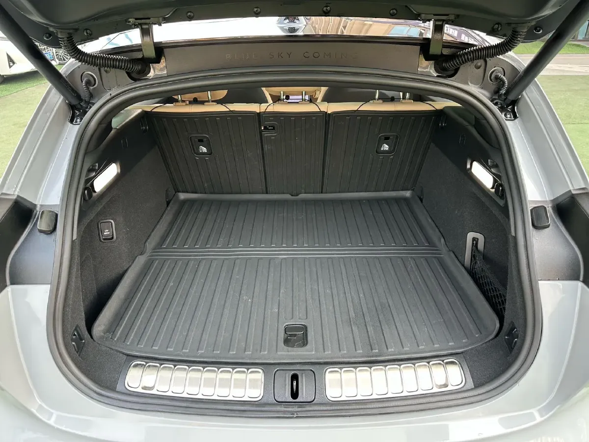 2023 NIO ET5T BEV 75KWH,autocango,china used car exporter,china ev exporter,chinese used car exporter,chinese used ev exporter