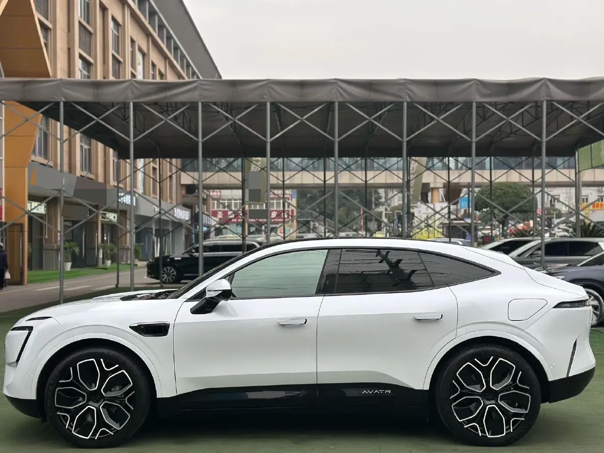2022 Avatr 11 BEV 90.38KWH,autocango,china used car exporter,china ev exporter,chinese used car exporter,chinese used ev exporter