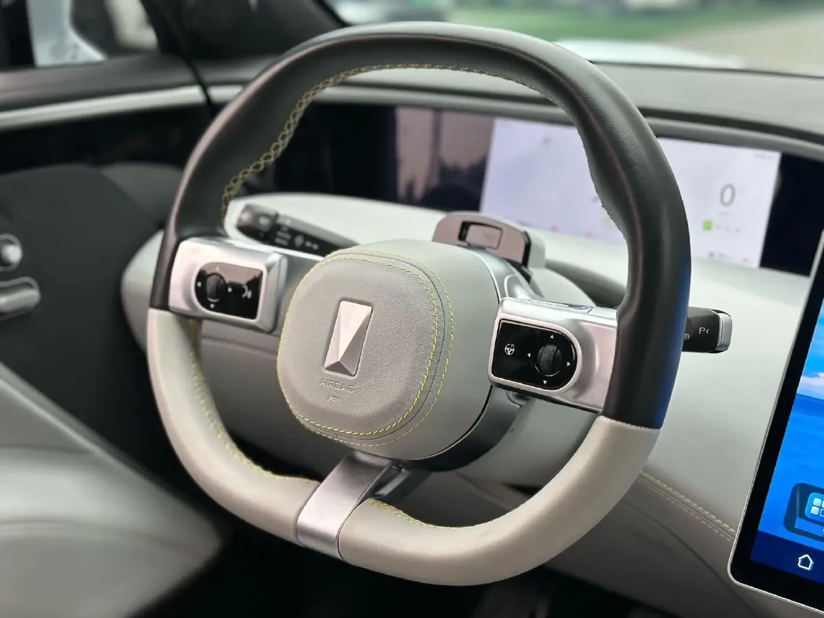 2022 Avatr 11 BEV 90.38KWH,autocango,china used car exporter,china ev exporter,chinese used car exporter,chinese used ev exporter