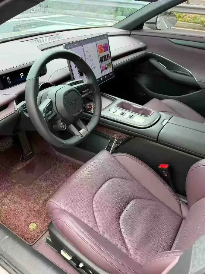 2024 MI SU7 BEV 73.6KWH,autocango,china used car exporter,china ev exporter,chinese used car exporter,chinese used ev exporter