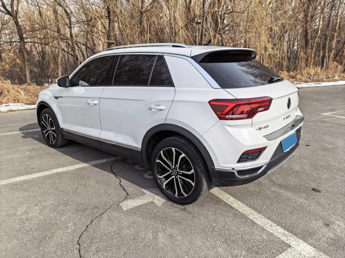 2022 Volkswagen T-Roc 1.4T 150HP L4 7DCT,autocango,china used car exporter,china ev exporter,chinese used car exporter,chinese used ev exporter