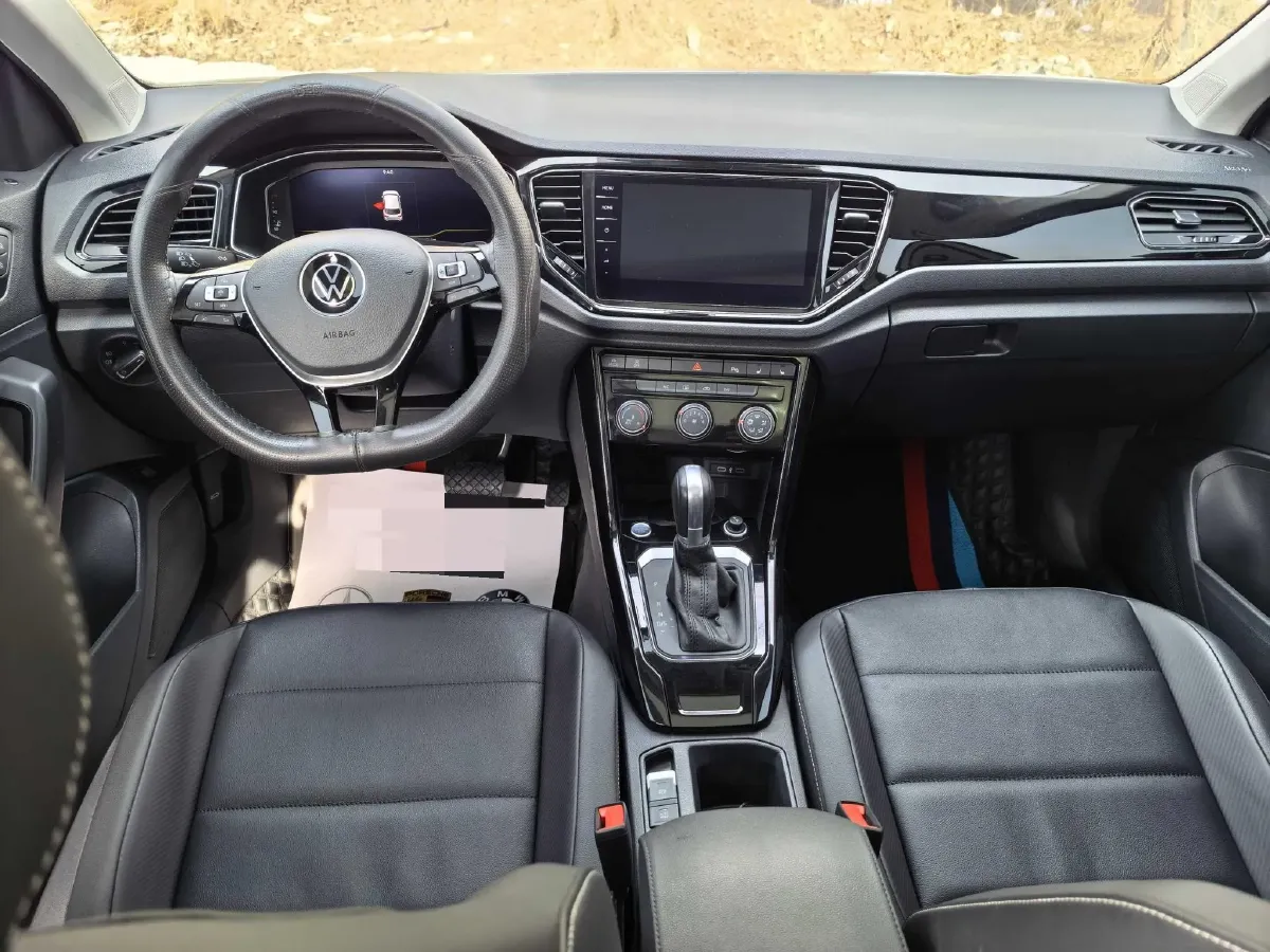 2022 Volkswagen T-Roc 1.4T 150HP L4 7DCT,autocango,china used car exporter,china ev exporter,chinese used car exporter,chinese used ev exporter