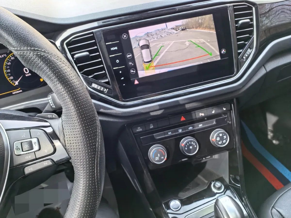 2022 Volkswagen T-Roc 1.4T 150HP L4 7DCT,autocango,china used car exporter,china ev exporter,chinese used car exporter,chinese used ev exporter