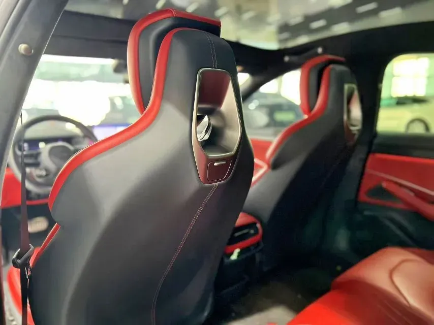 2024 MI SU7 BEV 101KWH,autocango,china used car exporter,china ev exporter,chinese used car exporter,chinese used ev exporter