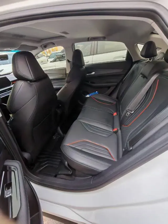 2024 Geely Binray 1.5T 181HP L4 7DCT,autocango,china used car exporter,china ev exporter,chinese used car exporter,chinese used ev exporter