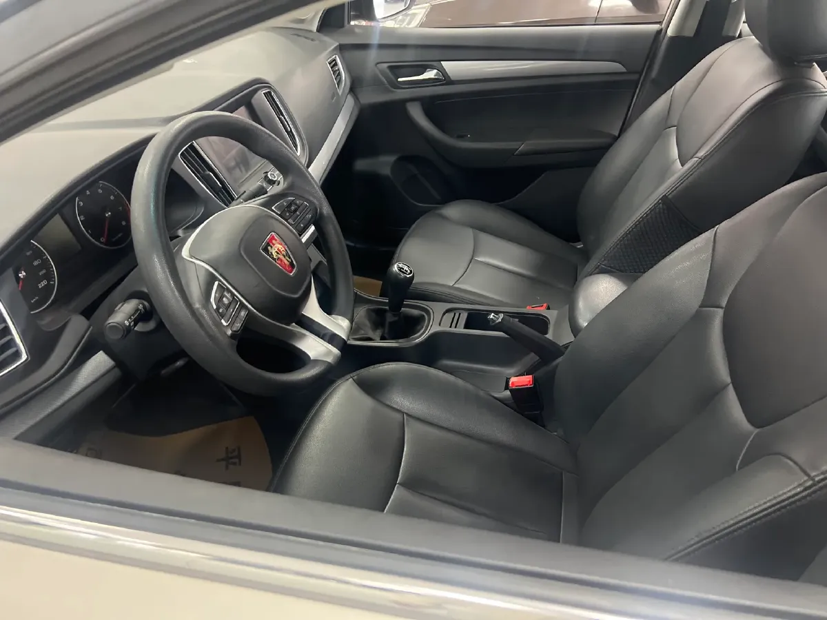 2017 Roewe 360 1.5L 109HP L4 5MT,autocango,china used car exporter,china ev exporter,chinese used car exporter,chinese used ev exporter