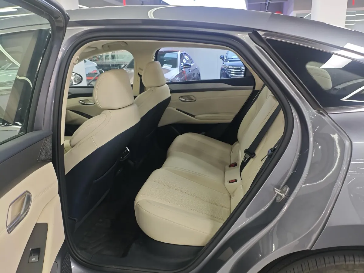 2025 BYD QinL BEV,autocango,china used car exporter,china ev exporter,chinese used car exporter,chinese used ev exporter