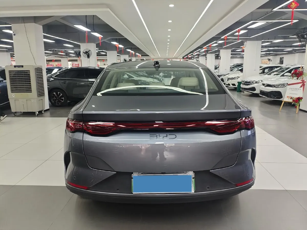 2025 BYD QinL BEV,autocango,china used car exporter,china ev exporter,chinese used car exporter,chinese used ev exporter