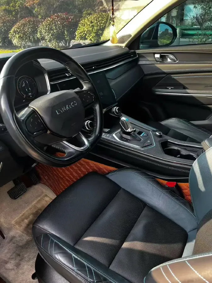 2020 LYNK&CO 05 2.0T 254HP L4 8AT,autocango,china used car exporter,china ev exporter,chinese used car exporter,chinese used ev exporter