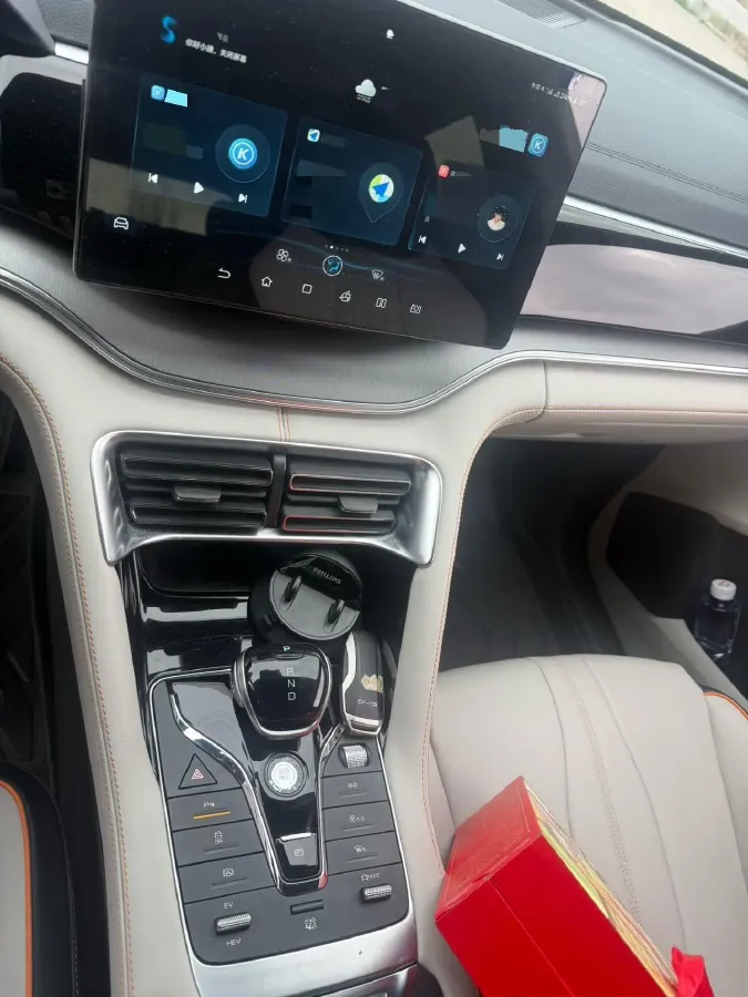 2022 Geely JiaJi 1.5T 177HP L3 7DCT PHEV 15.5KWH,autocango,china used car exporter,china ev exporter,chinese used car exporter,chinese used ev exporter