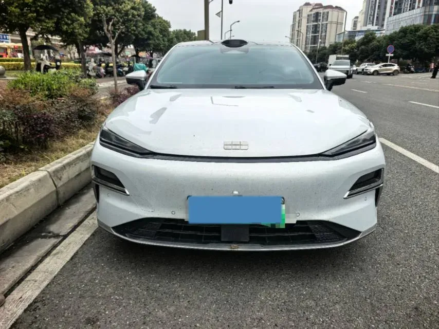 2025 Geely Galaxy Starshine 8 1.5T 163HP L4 3DHT PHEV 27.69KWH,autocango,china used car exporter,china ev exporter,chinese used car exporter,chinese used ev exporter