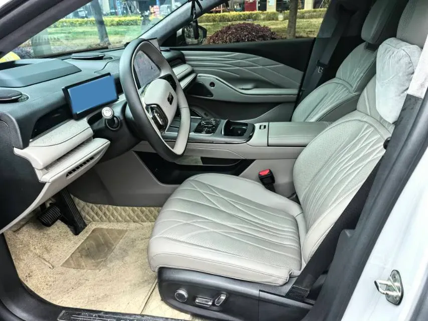 2025 Geely Galaxy Starshine 8 1.5T 163HP L4 3DHT PHEV 27.69KWH,autocango,china used car exporter,china ev exporter,chinese used car exporter,chinese used ev exporter