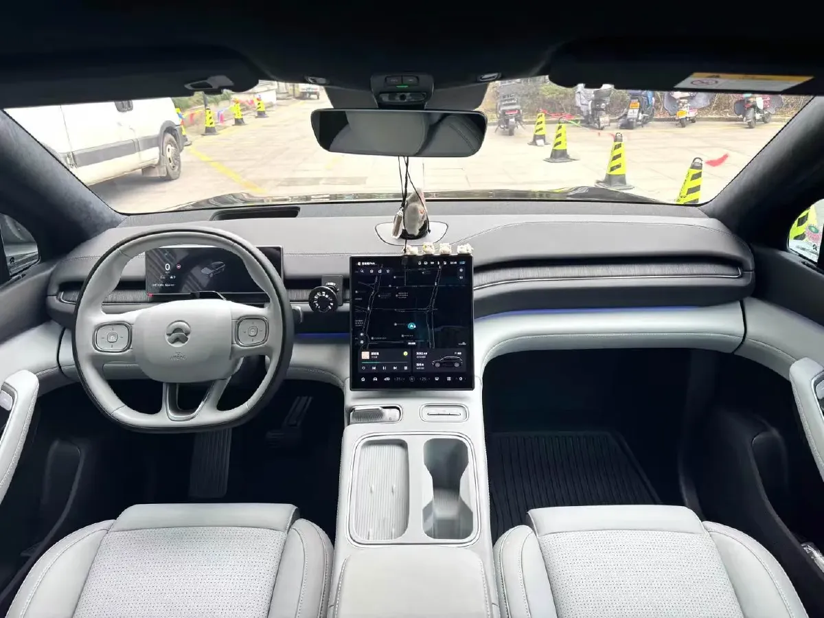 2024 NIO ES6 BEV 75KWH,autocango,china used car exporter,china ev exporter,chinese used car exporter,chinese used ev exporter