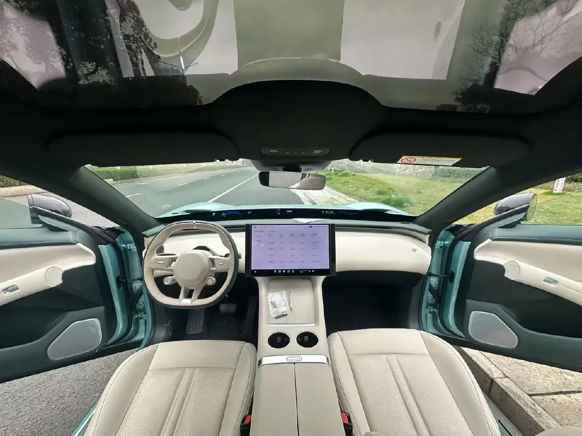 2025 MI YU7 BEV 96.3KWH,autocango,china used car exporter,china ev exporter,chinese used car exporter,chinese used ev exporter