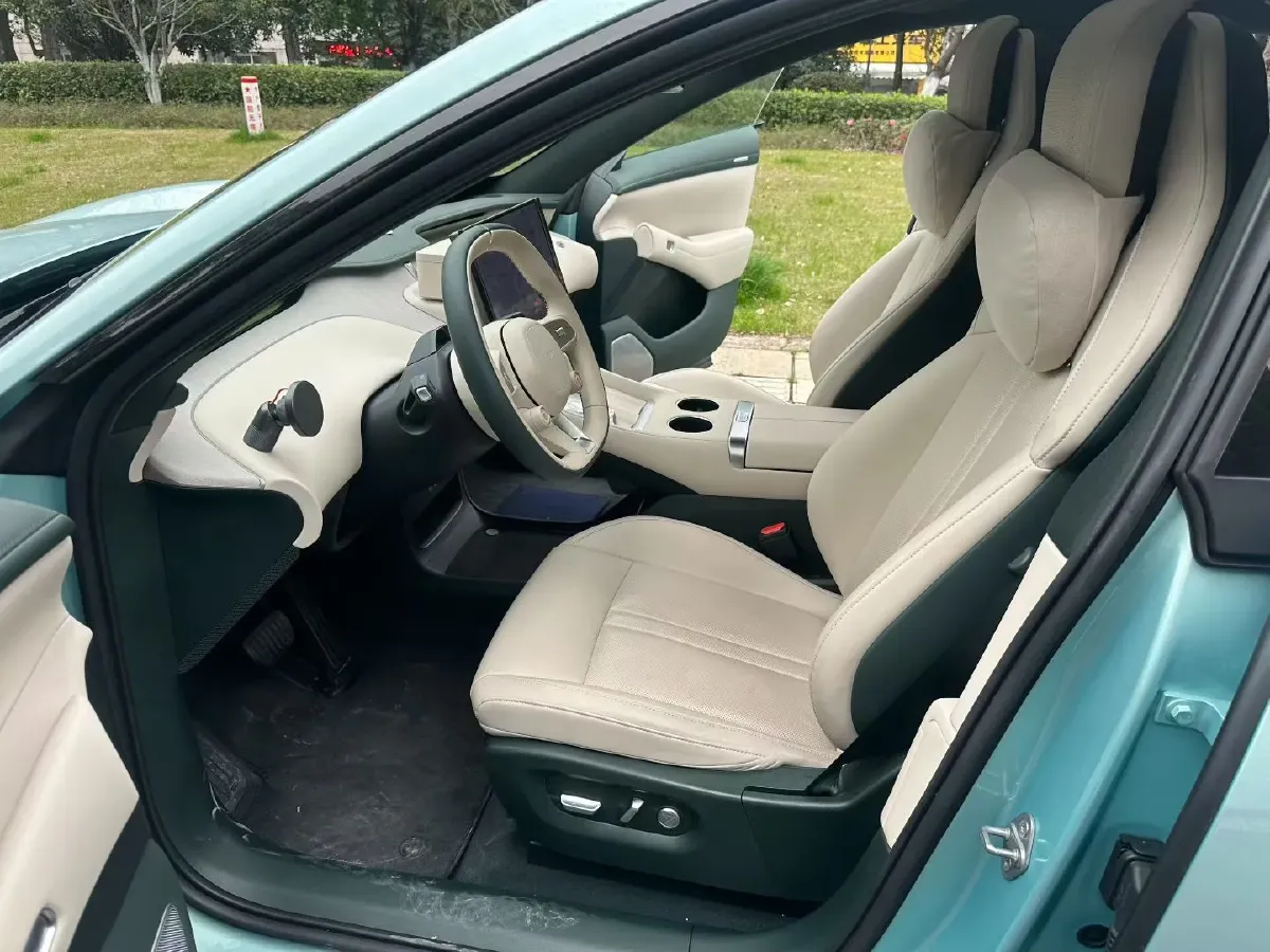 2025 MI YU7 BEV 96.3KWH,autocango,china used car exporter,china ev exporter,chinese used car exporter,chinese used ev exporter