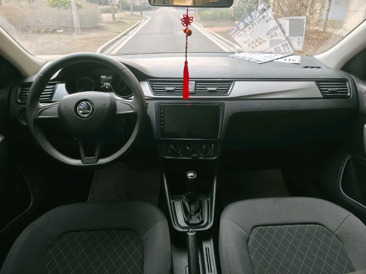 2022 Skoda Rapid 1.5L 112HP L4 6AT,autocango,china used car exporter,china ev exporter,chinese used car exporter,chinese used ev exporter