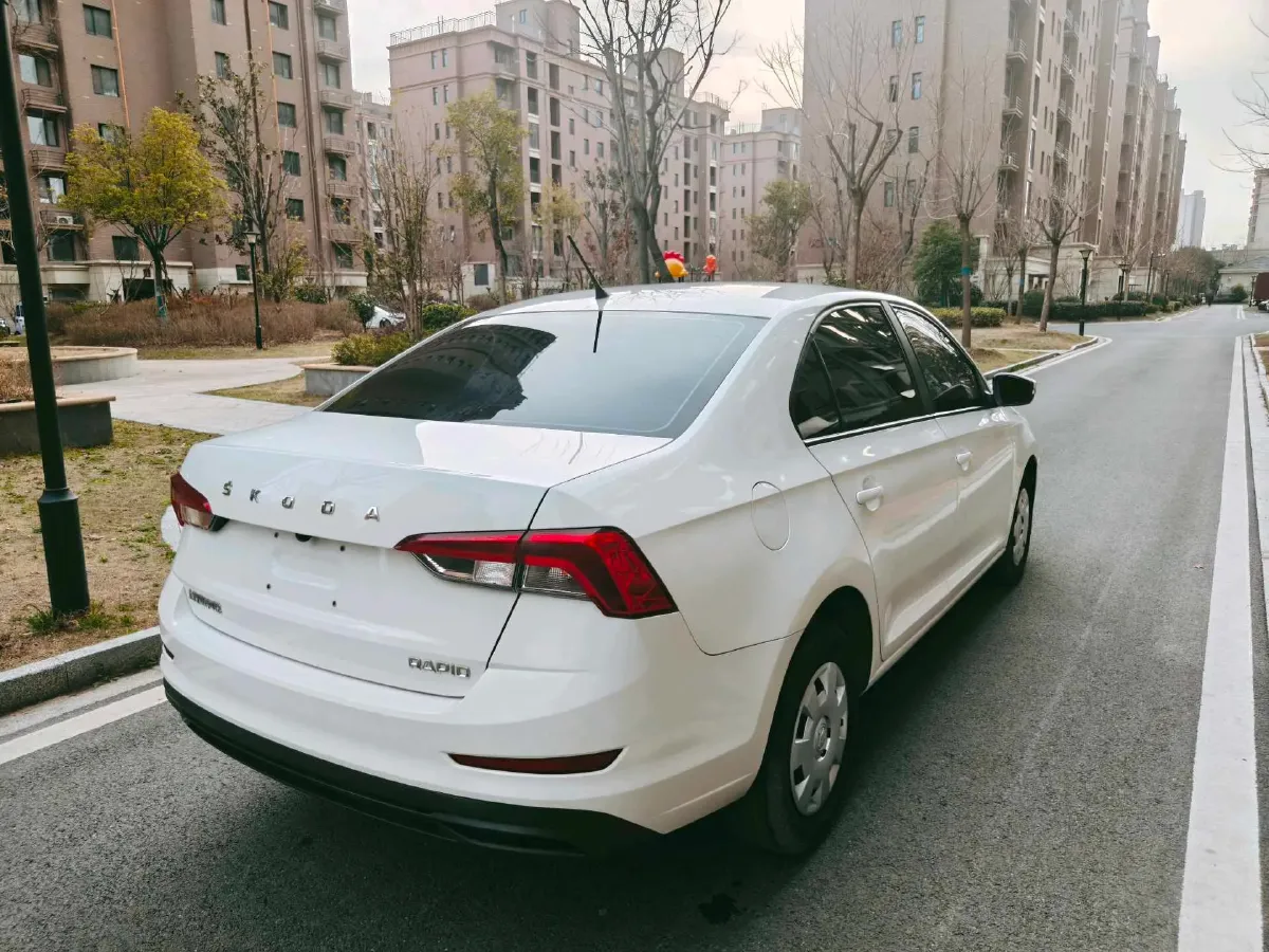 2022 Skoda Rapid 1.5L 112HP L4 6AT,autocango,china used car exporter,china ev exporter,chinese used car exporter,chinese used ev exporter